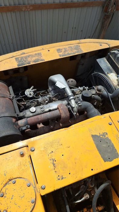 СРОЧНО СОТИЛАДИ Hunday 1400 ekskavator