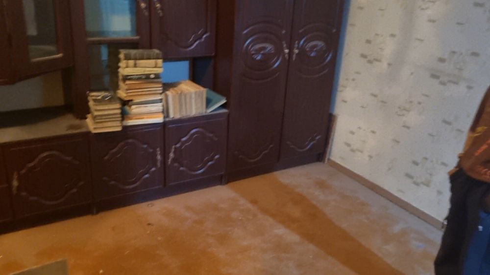 Продам стенку , стенка сотилади!