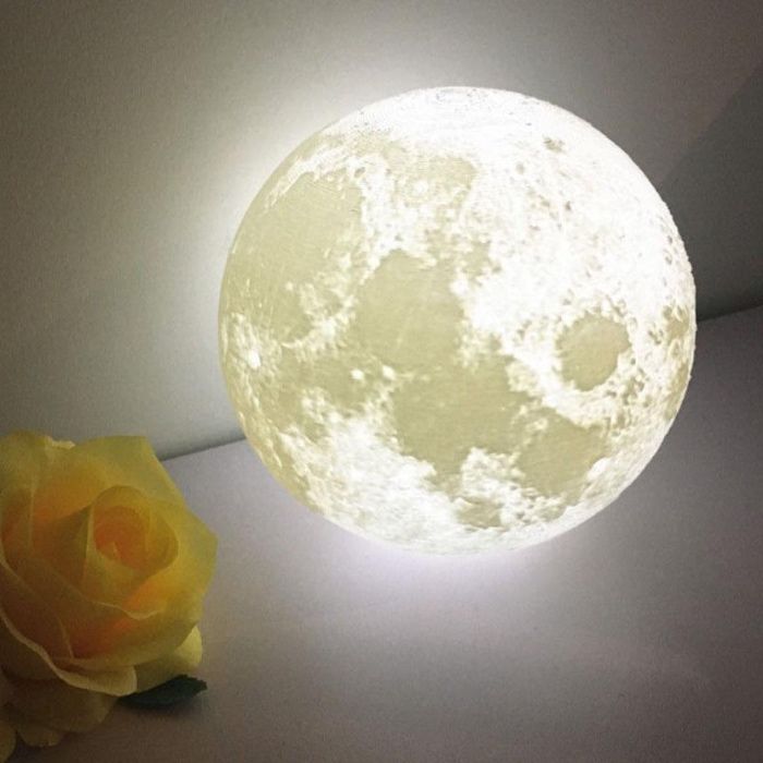 3DЛампа Impostore Луна,LED,Портативнa ,10см.25лев-15-40-лев 20см55 лев