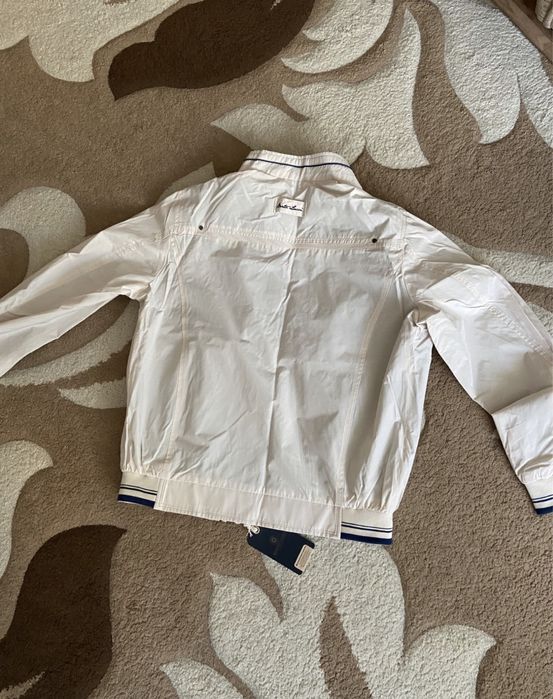 Продам мужскую ветровку