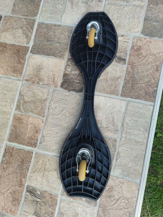 Snakeboard-uri de vânzare