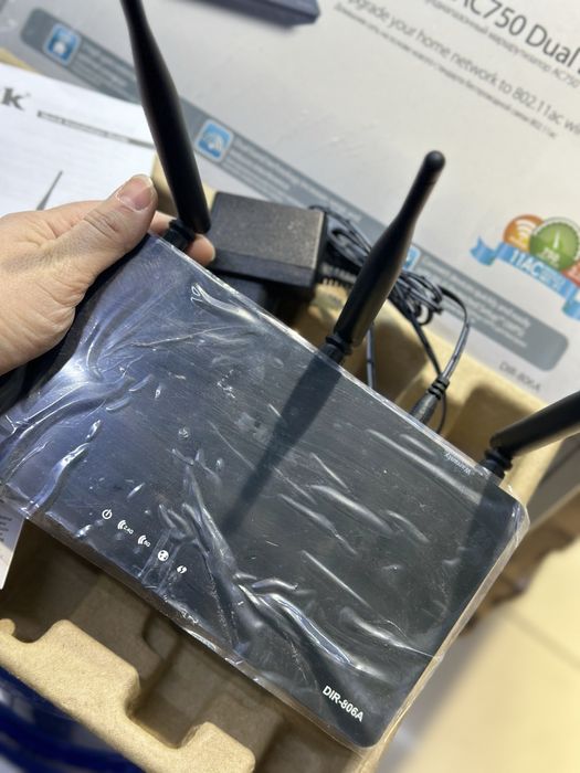 Продам роутер D-link