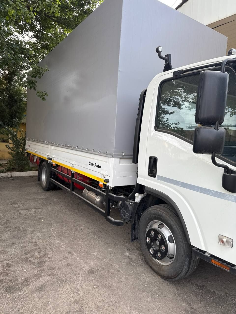 ISUZU NQR 90L (2024 год) продается
