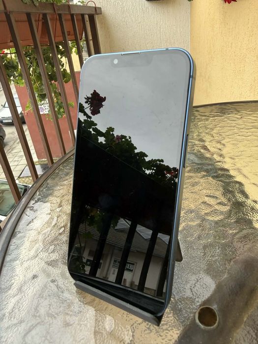 iPhone 13 100batery health