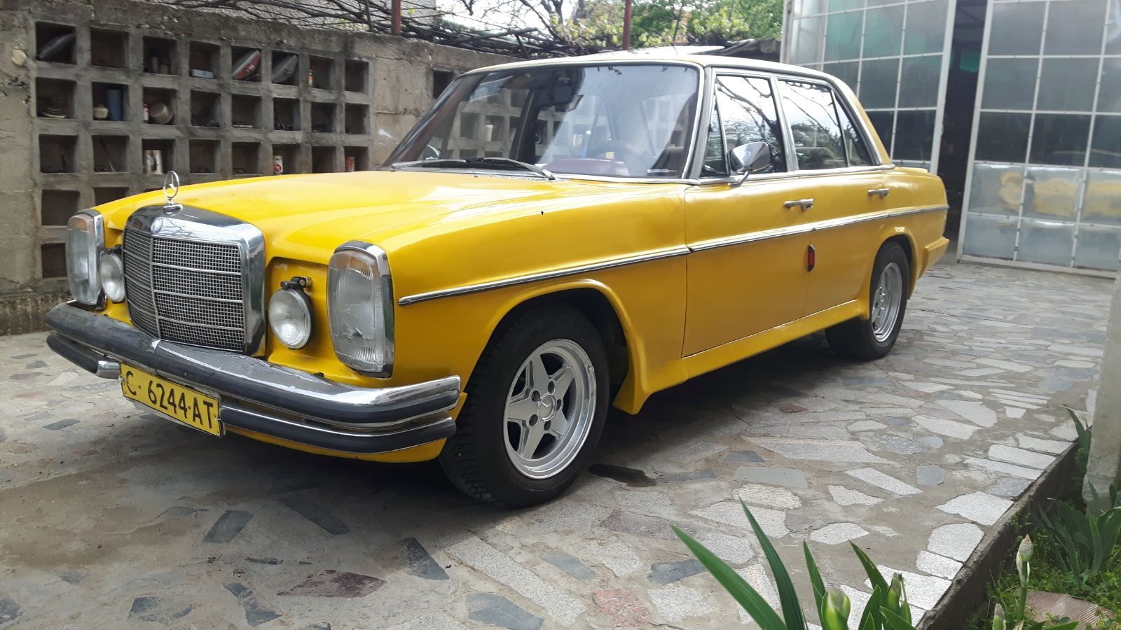 Мерцедес Mercedes 220D