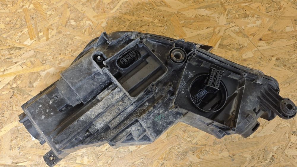 Десен фар за Ауди А4  Audi A4 B9 Full LED