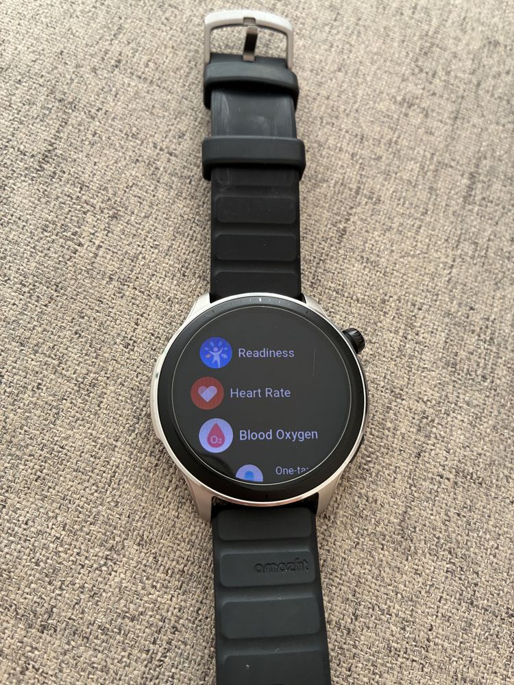 Смарт часовник Amazfit GTR 4