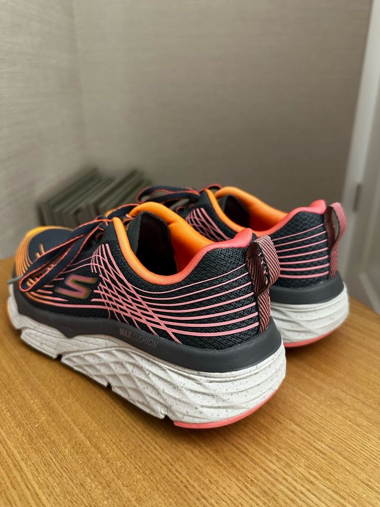Маратонки Skechers