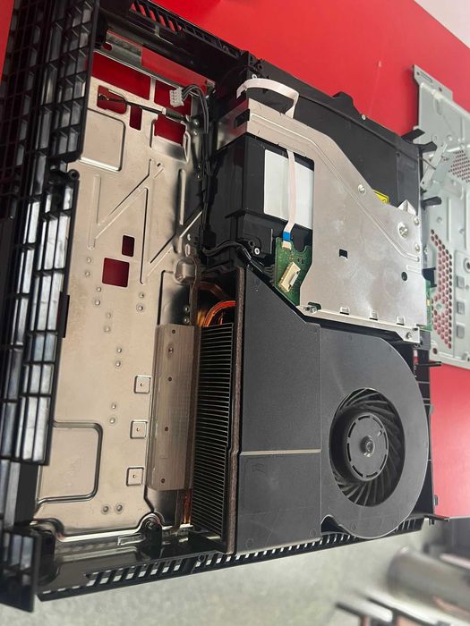 Curatare PlayStation 4/5-Xbox One, Series X/S- | Mentenanta console