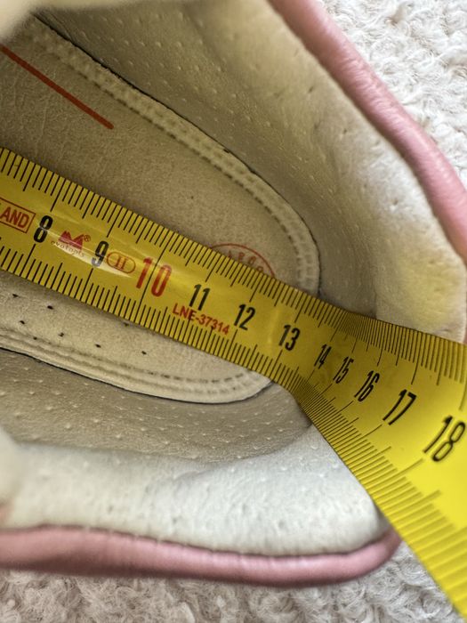 Încălțăminte bebe număr 22