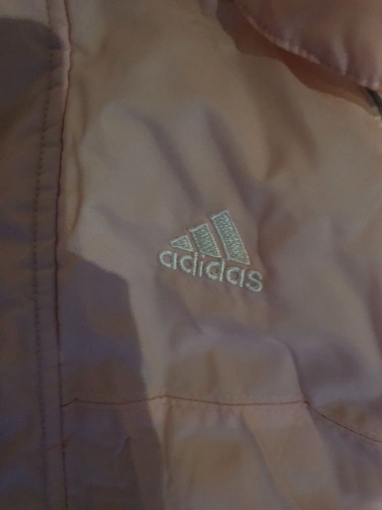 Geaca originala  Adidas marimi: 1 an, 2 ani. Haine fetita