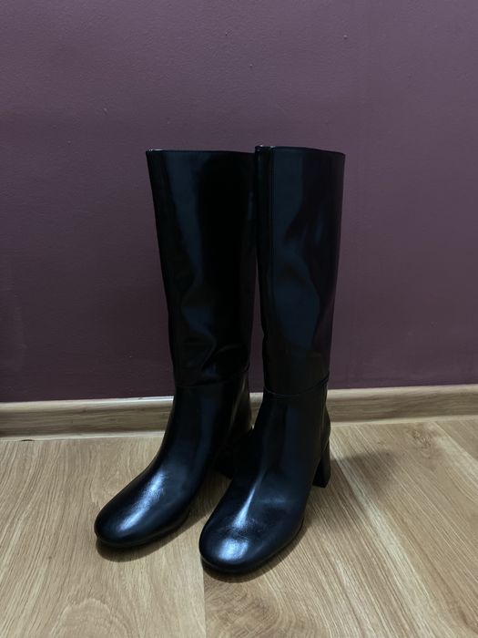 Черни ботуши ZARA