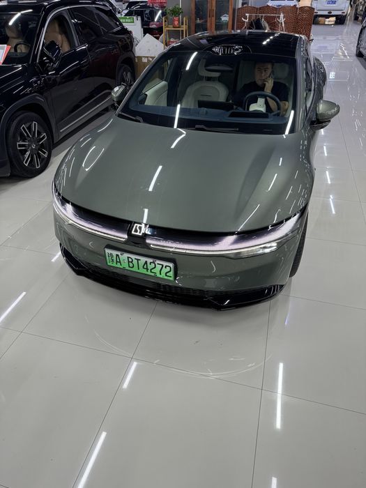 Продается Zeekr 007  kw100