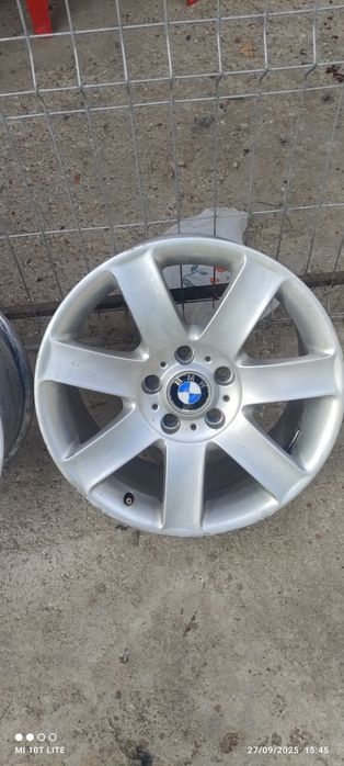Vând jante BMW pe 17