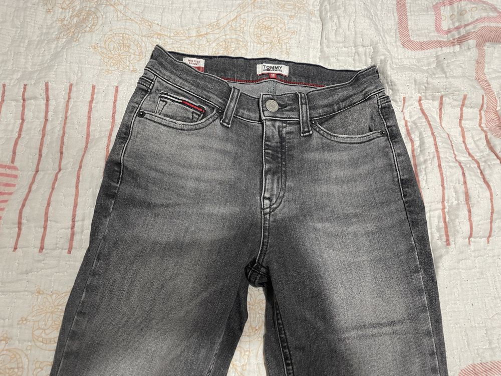 Blugi Tommy Jeans marimea 25/28