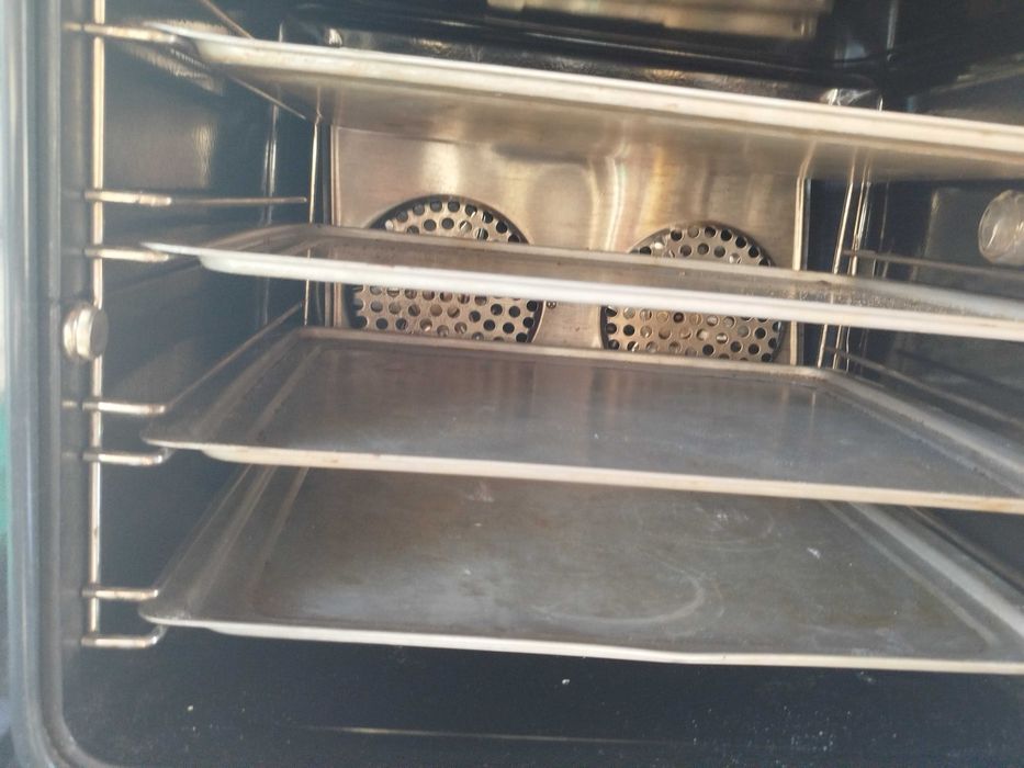 Продавам ковенктомат