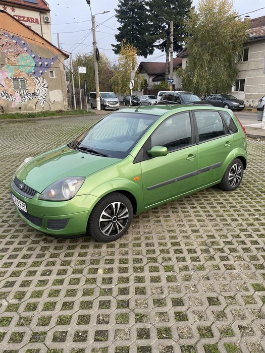 Ford Fiesta 2005 Motor 1.3 Benzina pret:1.850 Euro