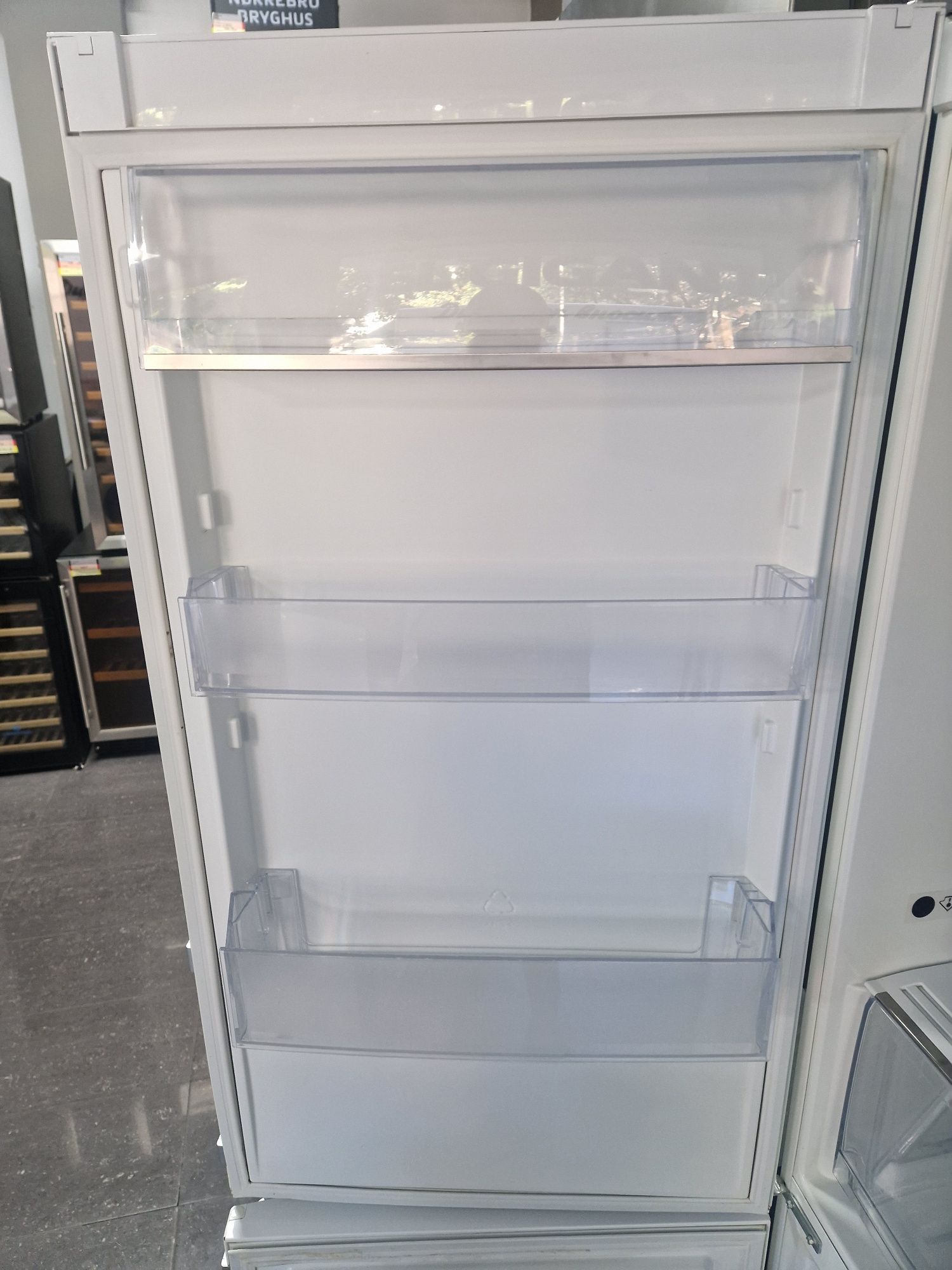 Хладилник с фризер Electrolux A++ No Frost