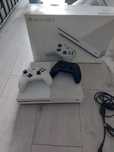 Vând xbox one seria S în stare f buna