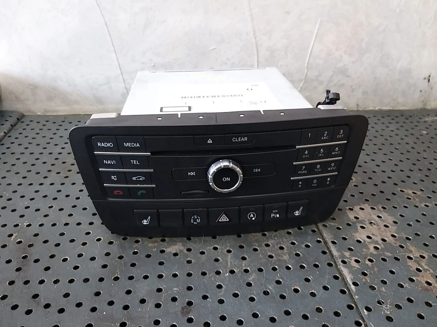 Radio cd player mp3 navigatie butoane mercedes cla x117 a2469004716 a2469017303 a2129023411 a2469026203
