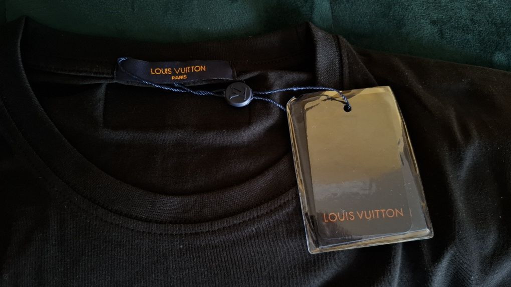 Louis Vuitton тениски