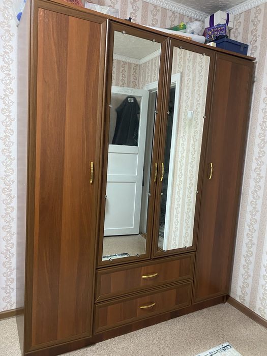 Продам мебель для спальной