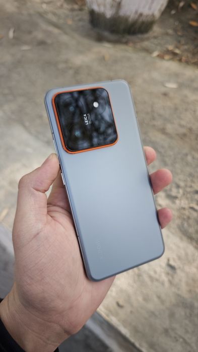 Xiaomi 14 Pro 16/1 Tb sotiladi