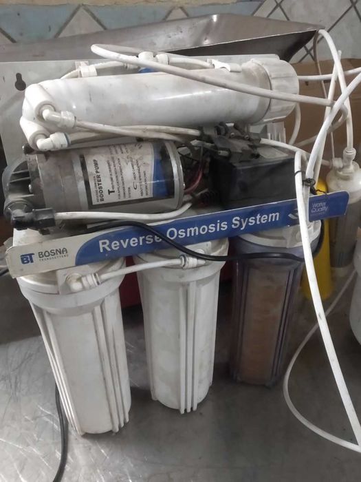 Фильтр для очистки воды ОСМОС. В рабочем состоянии.