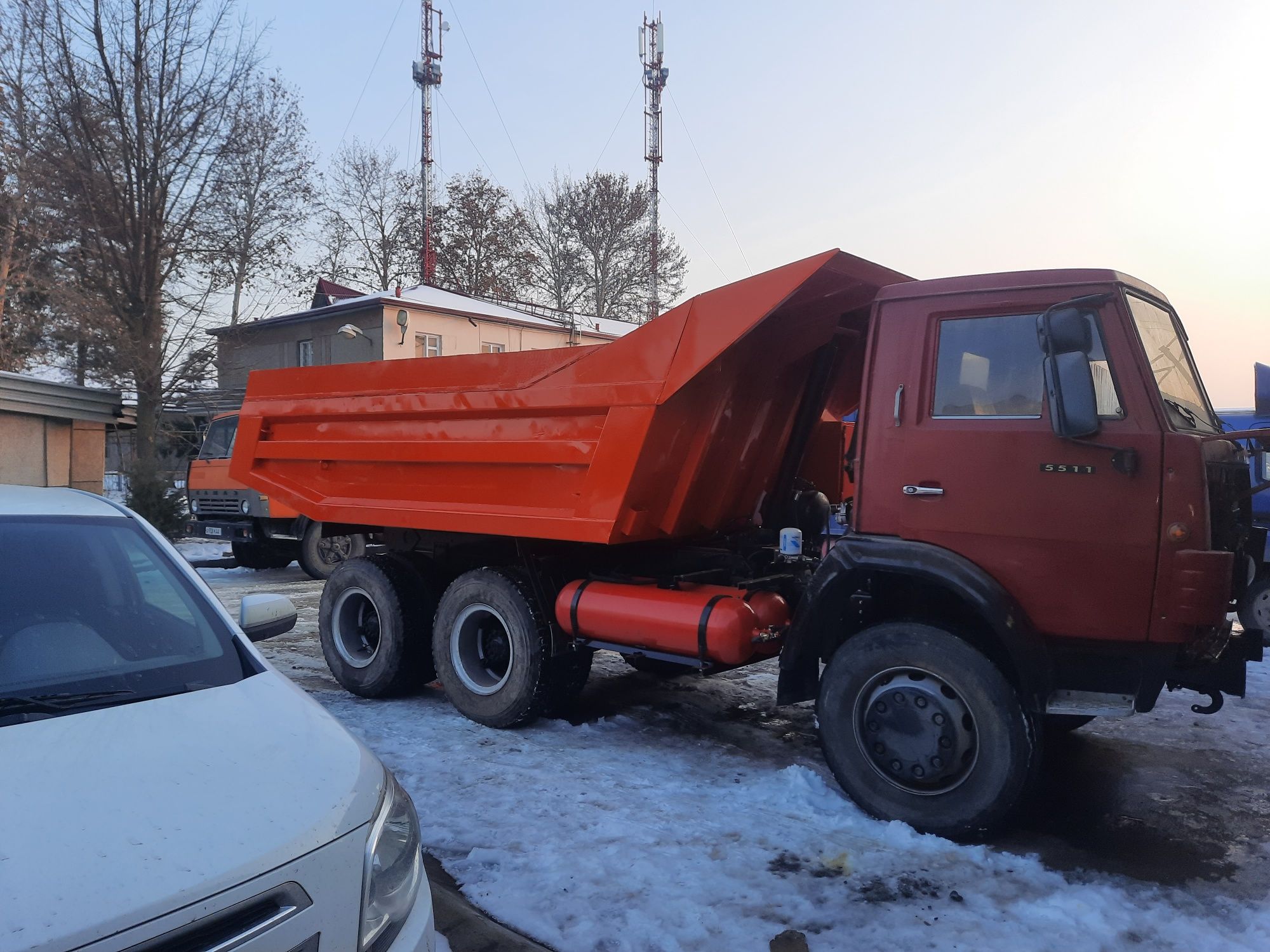 Kamaz sottiladi 5511