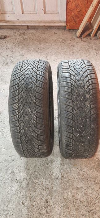 Vand 4 cauciucuri cu genti de tabla