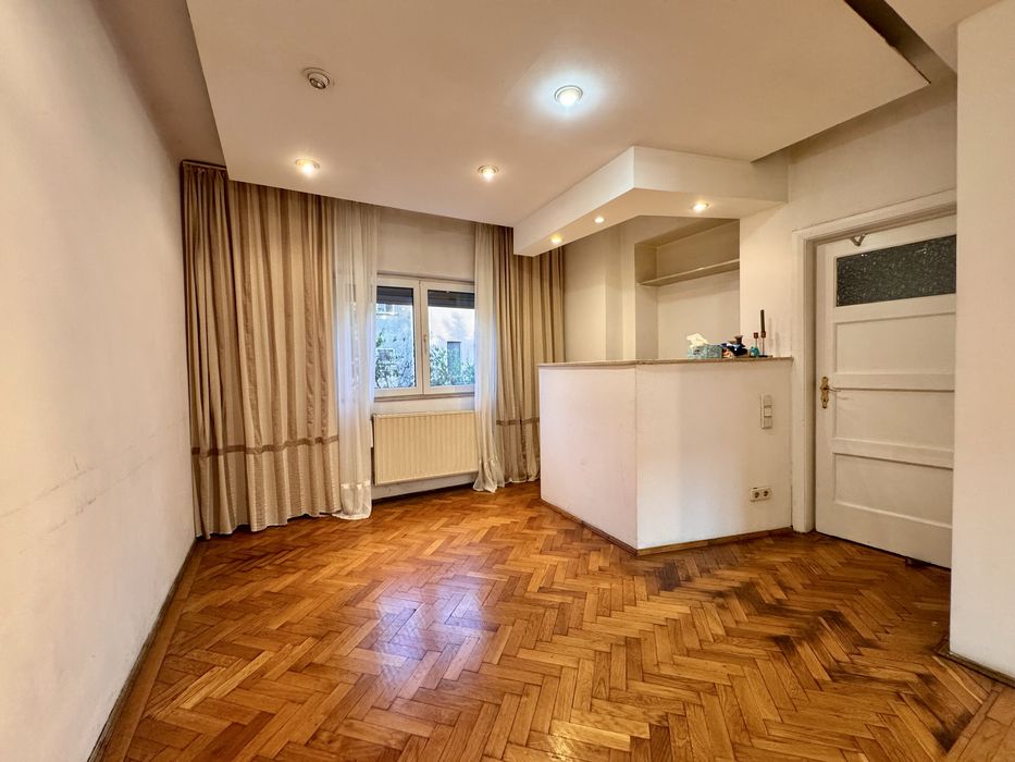 Casa Vatra Luminoasa | Garaj | Curte 100 mp