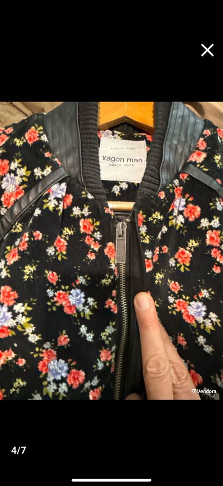 Продавам италианско стилно мъжко яке Xagon, size M