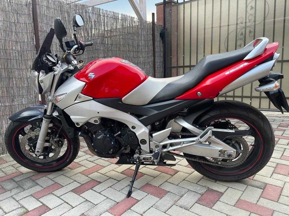 Vand Suzuki GSR 600 , An 2006, Perfecta stare