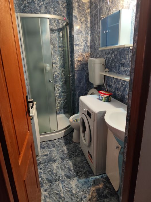 Inchiriez apartament 1 camera