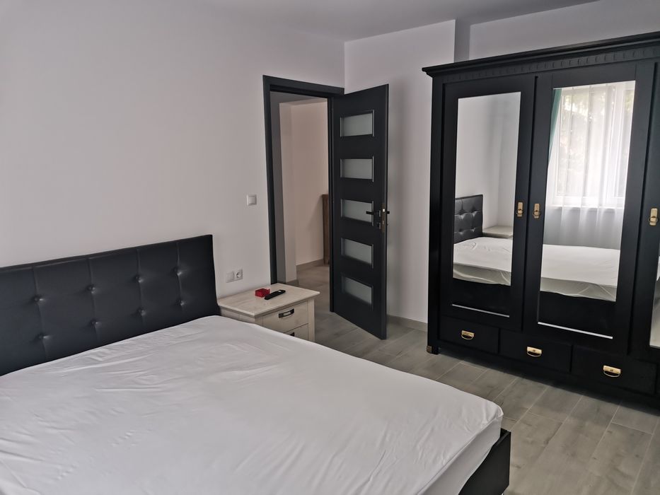 De închiriat apartament cu 2 camere