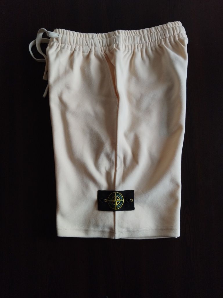 Къси панталони на Stone Island размер-М