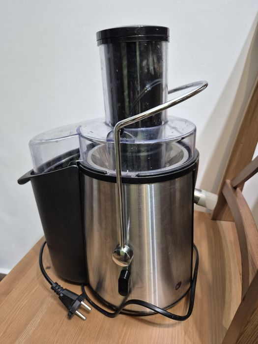 Storcator de fructe Myria