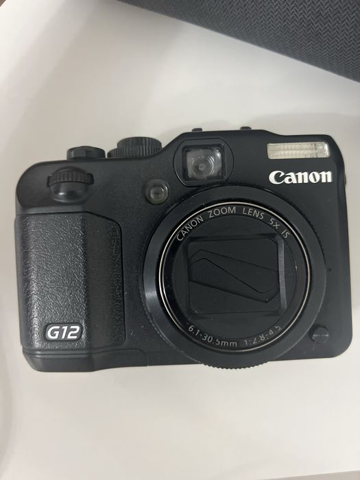 Canon G12 с полной комплектацией продам