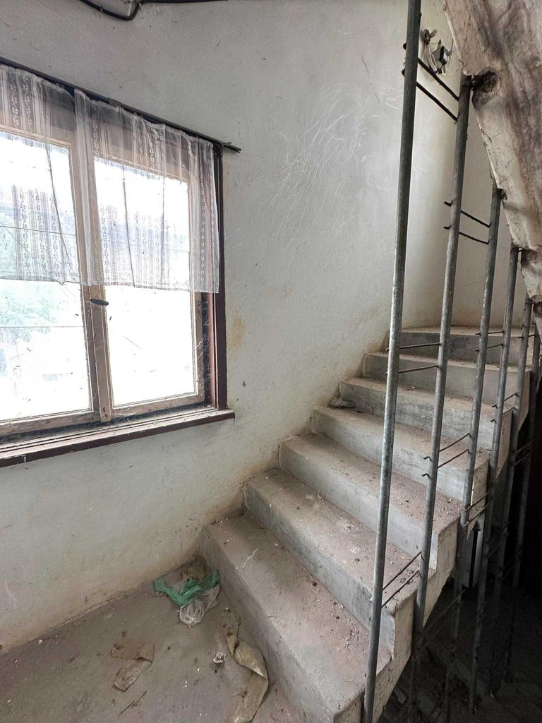 Продава се Къща в Сапарева баня - 245 кв.м за 609 €/кв.м - Снимка #3
