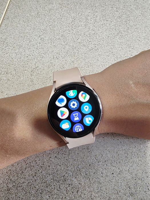 Samsung Galaxy Watch 4 pachet complet