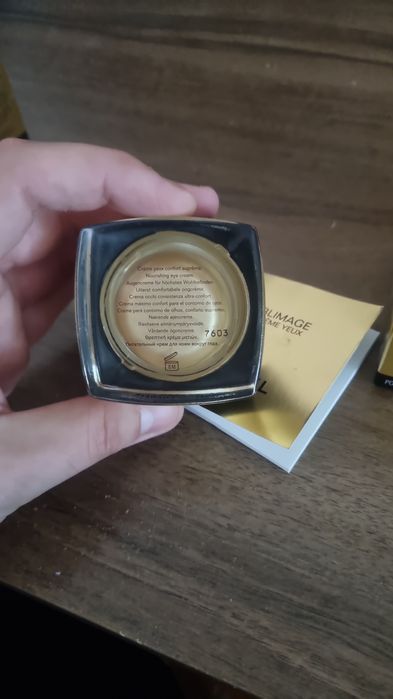Chanel Sublimage La Crème