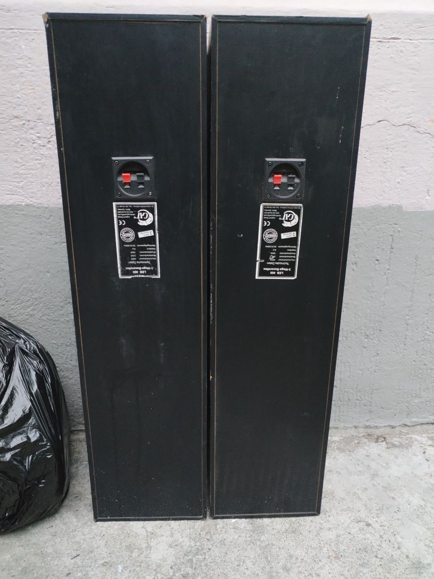 Vând boxe Dual și boxe Cat, amplificator Sony cu egalizator.