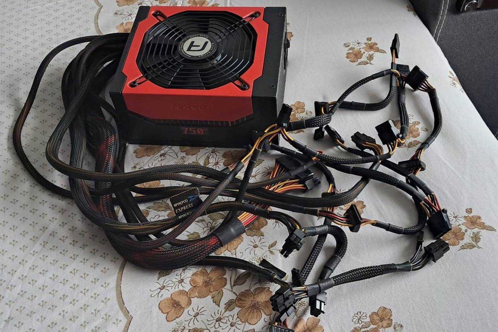 Sursa ANTEC de 750W, 80 Plus Bronze
