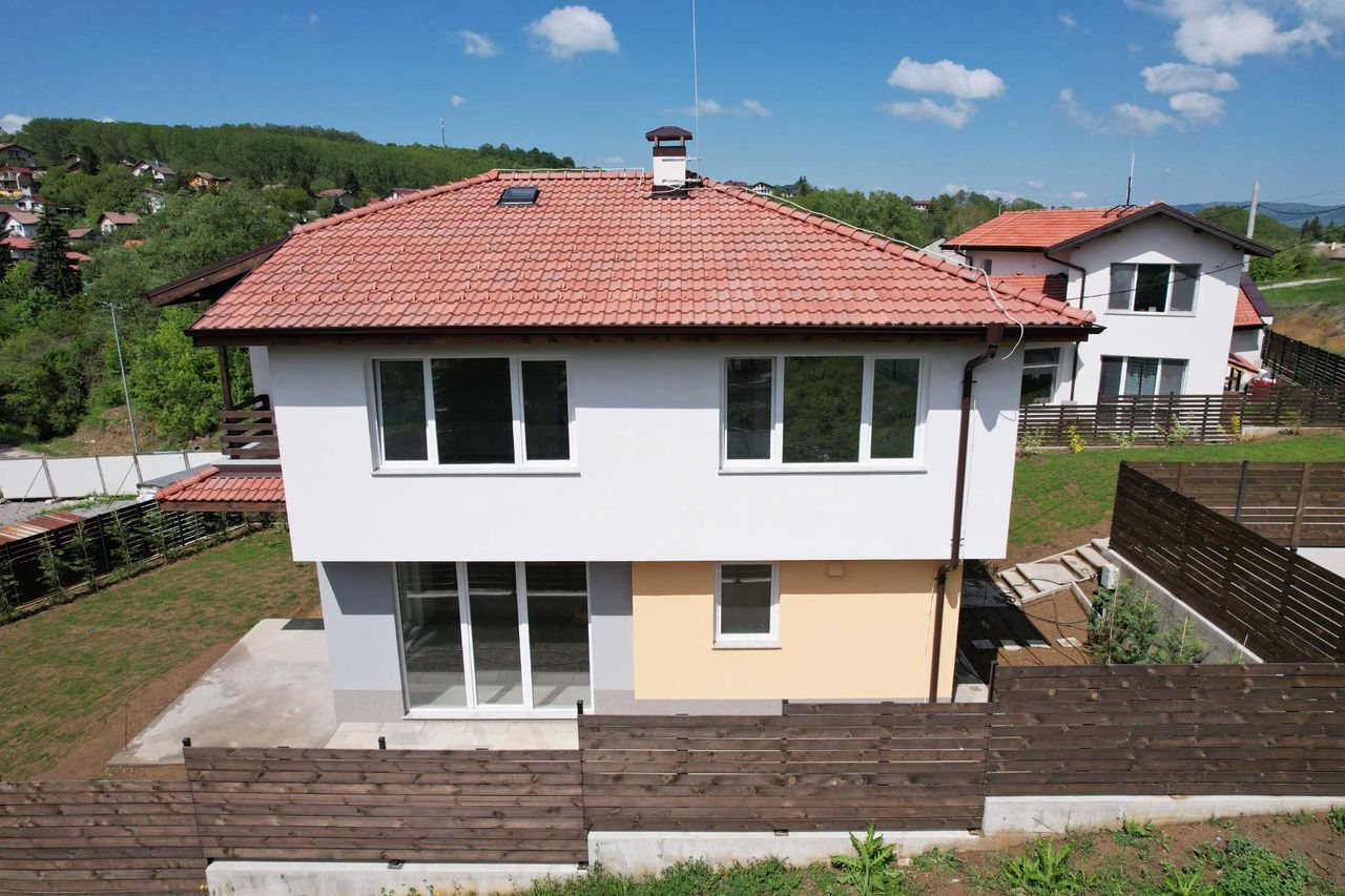 Продава се Къща в с. Мърчаево, Област София-град - 173 кв.м за 1677 €/кв.м - Снимка #3