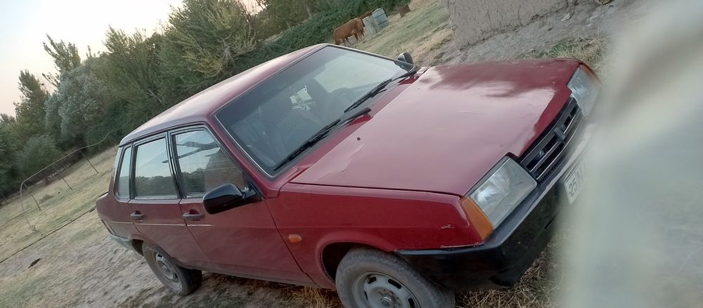 Lada21099 sotiladi