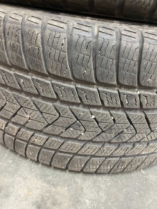 зимни гуми Pirelli 275 35 20 RUN FLAT