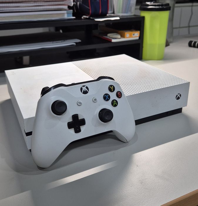 Xbox One S 500GB