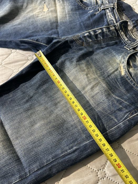 AJ Armani Jeans оригинални дънки в перфектно състояние