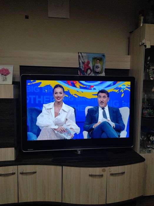 LED Телевизор SHARP 46 инча