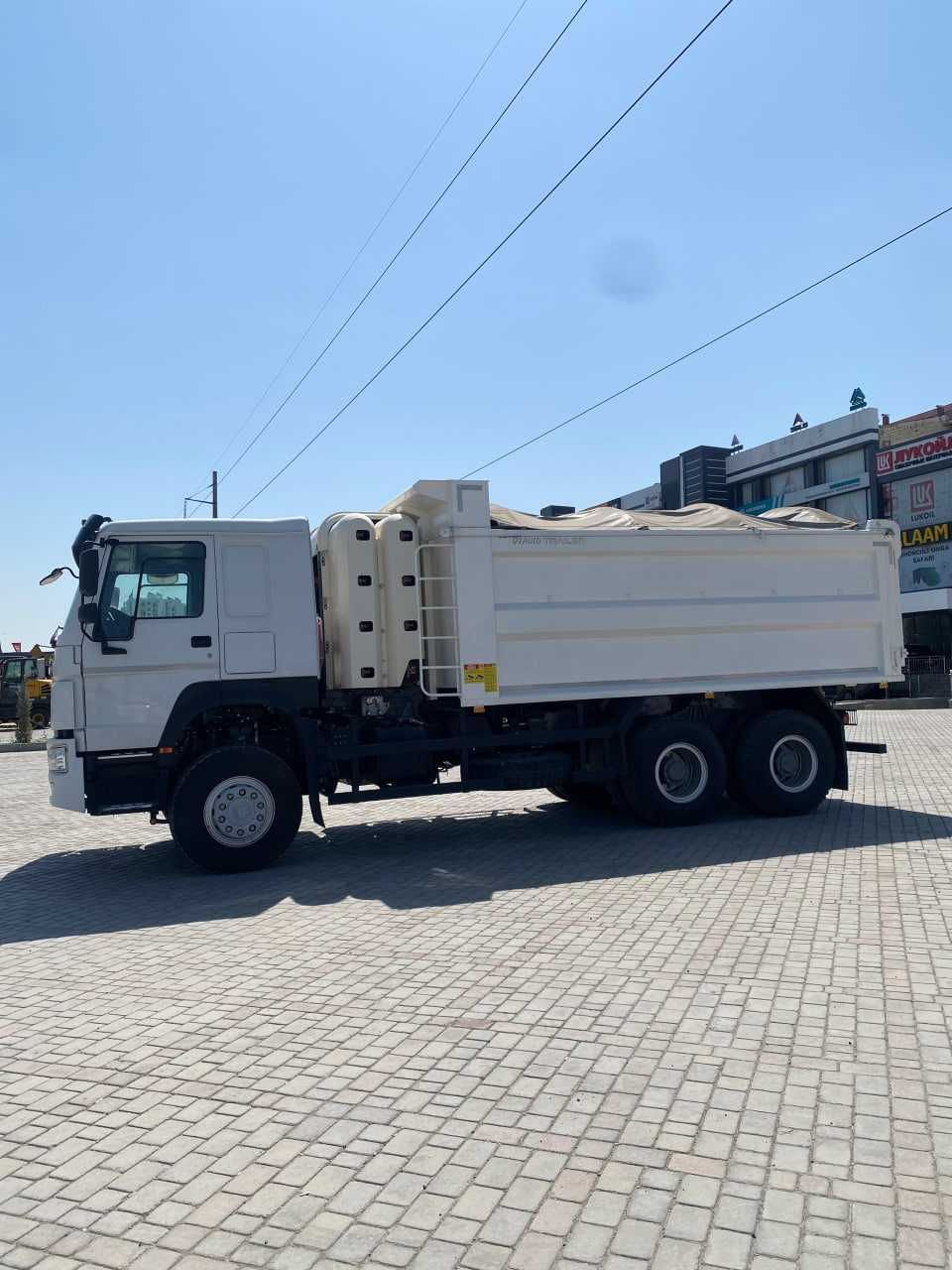 Самосвал HOWO 25 тонн Метан газ 18 м3 Еuro 5